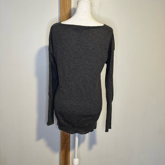 Athleta gray knit v-neck cashmere sweater size XS - Picture 4 of 11